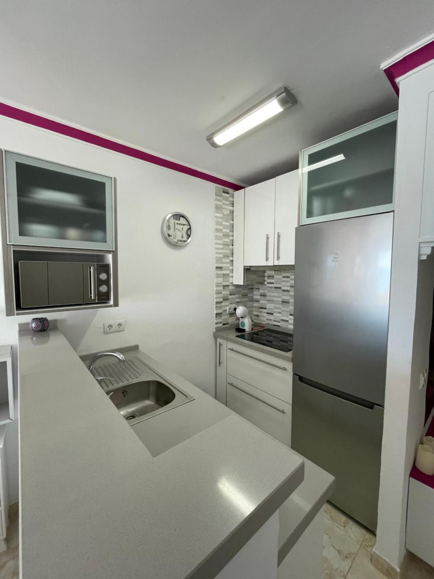 Roca Chica. - First Line Apartamento Torremolinos