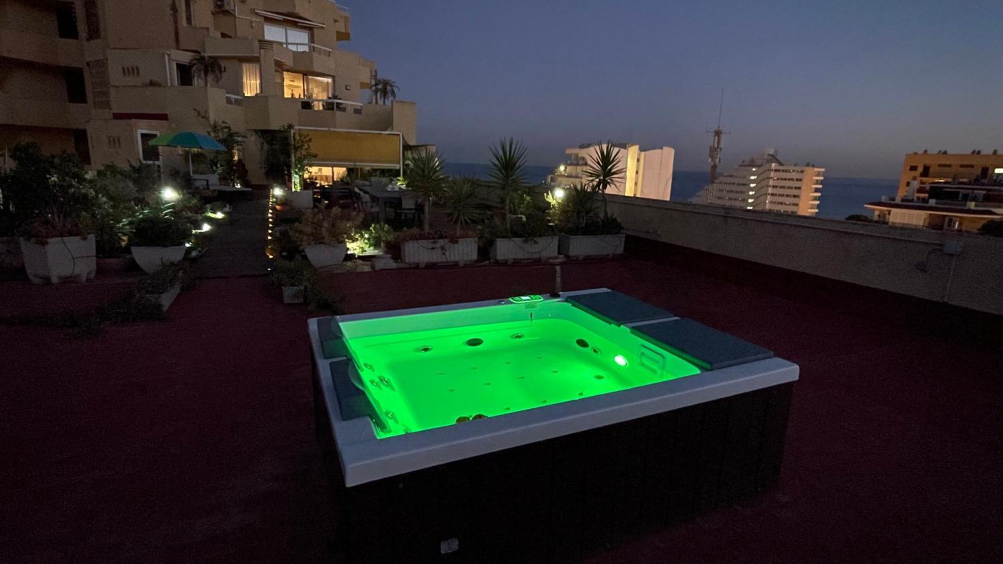 Apartamento Luxury - 550 M2 Penthouse - Jacuzzi, Golf & Benalmádena