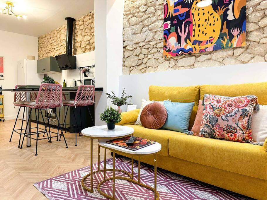 Sofisticacion Y Glamour Frente Al Auditorio. Apartamento *