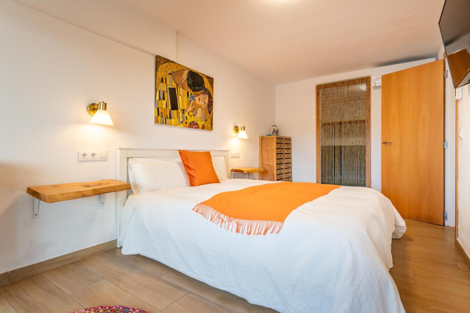 Luxury Designer Front Two Bedroom Salou
