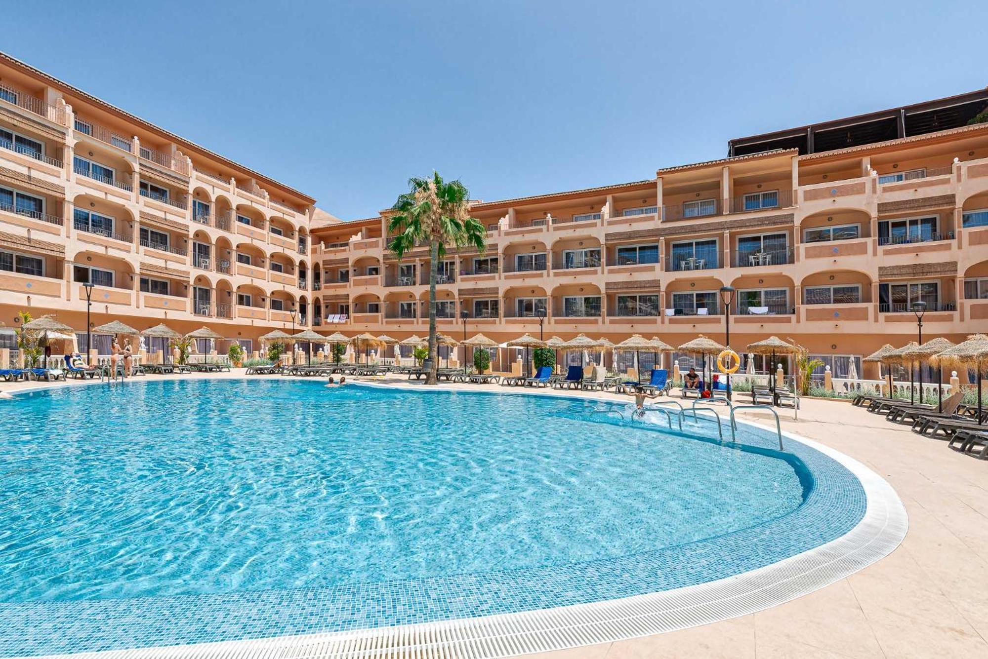 Hotel Bahía Tropical
