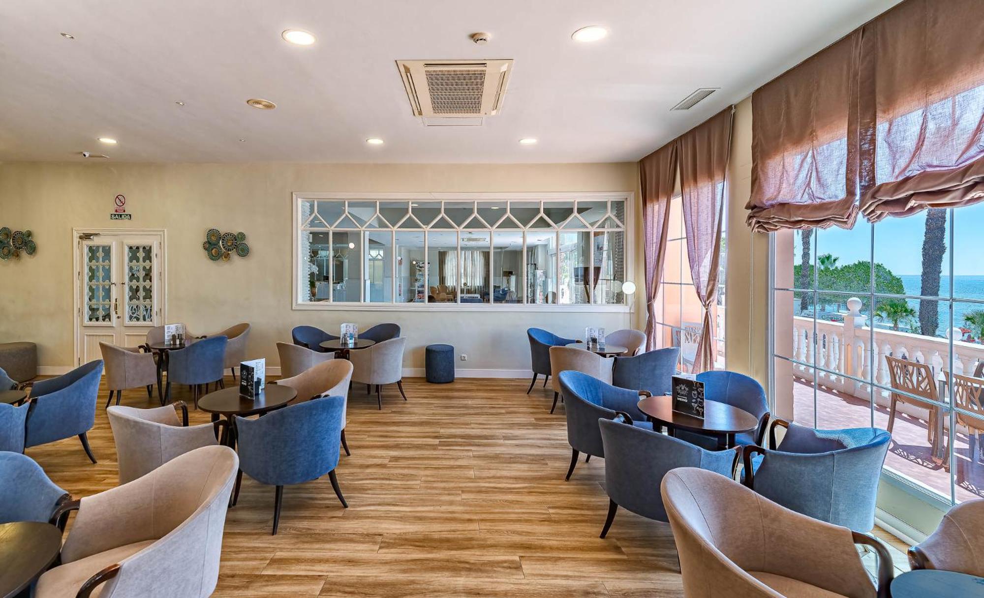 Bahía Tropical Hotel 4*