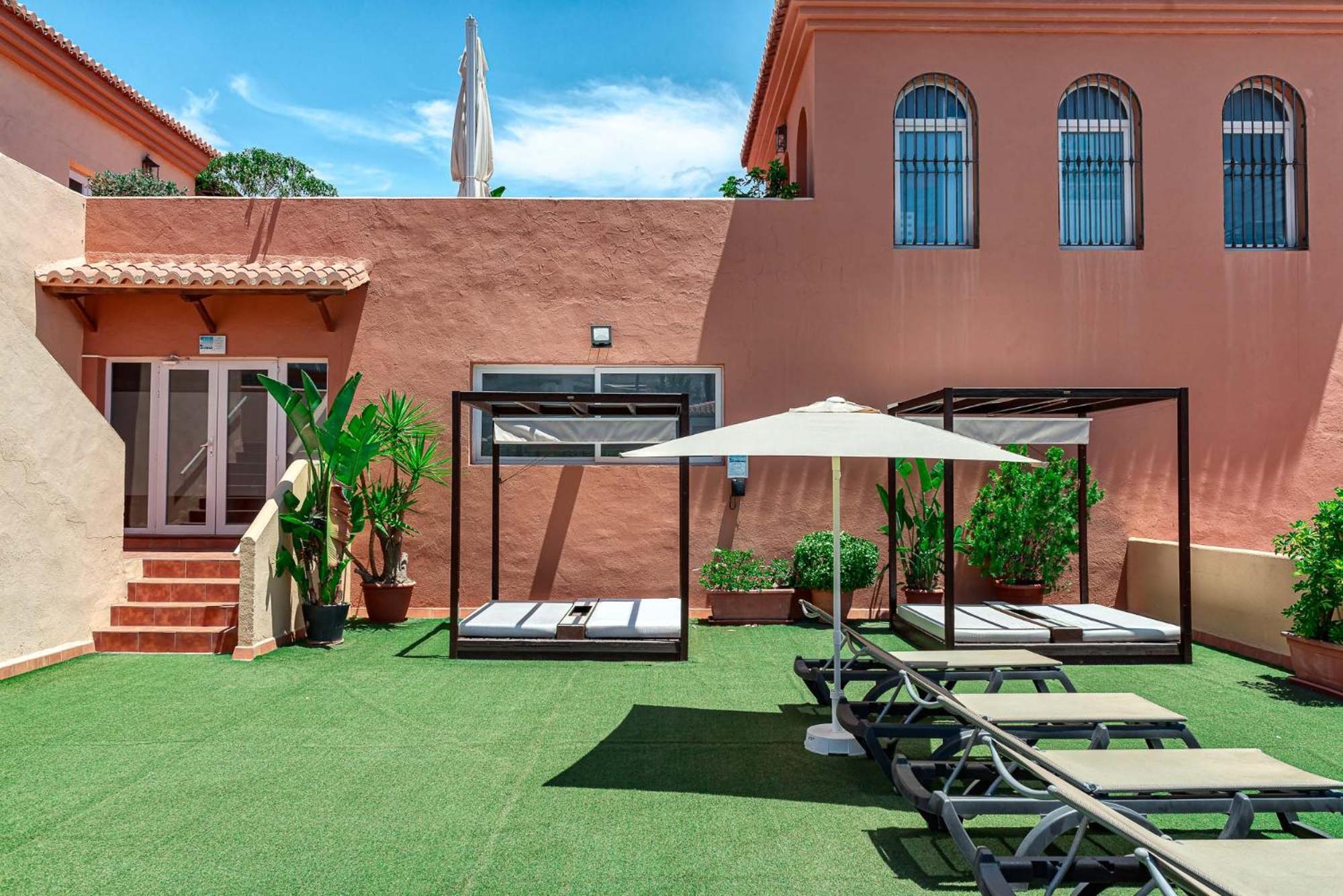 Hotel Bahía Tropical 4*