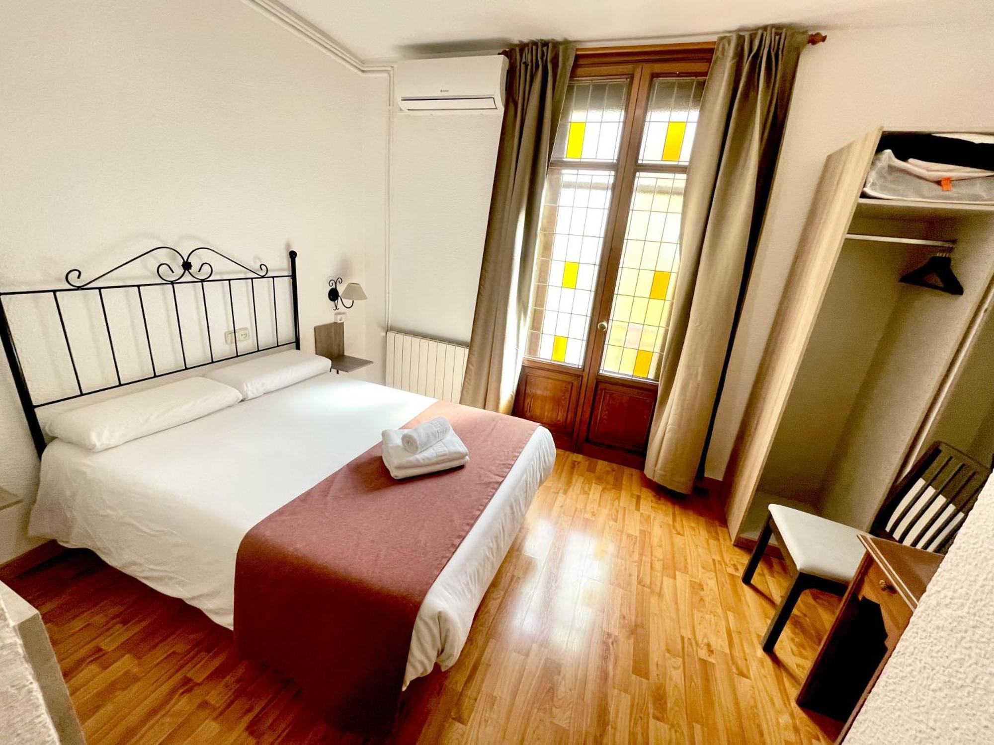 Arteaga Hostal&baños Arabes Elvira Granada