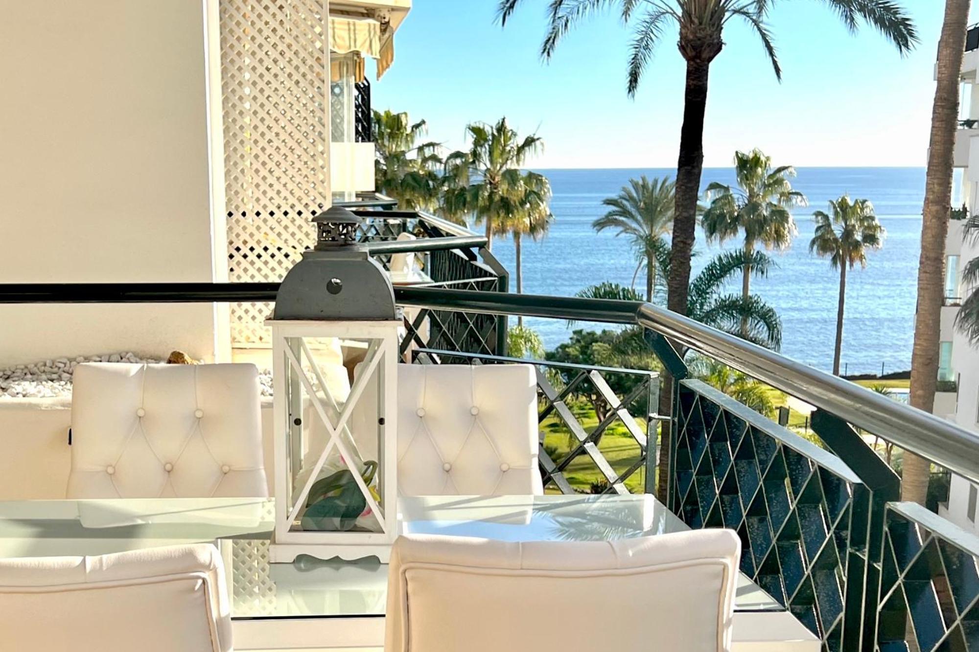 Apartment Mi Capricho Beachfront 400 - With Sea Views Costa Del Sol Sitio de Calahonda