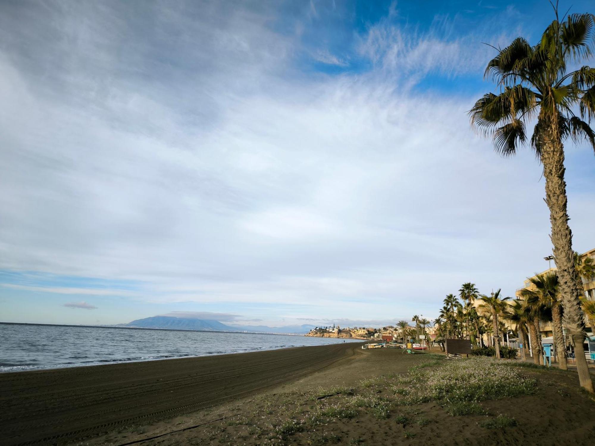 Apartamento Atico Con Piscina, Golf, Vistas Al Mar