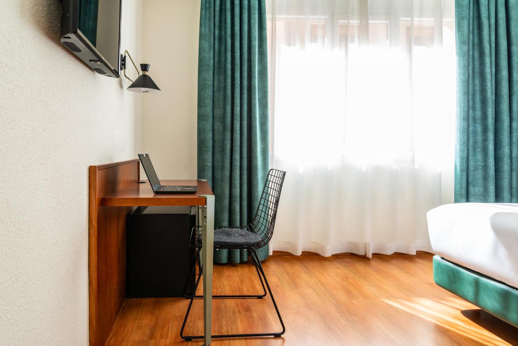 Hotel Casón Del Tormes