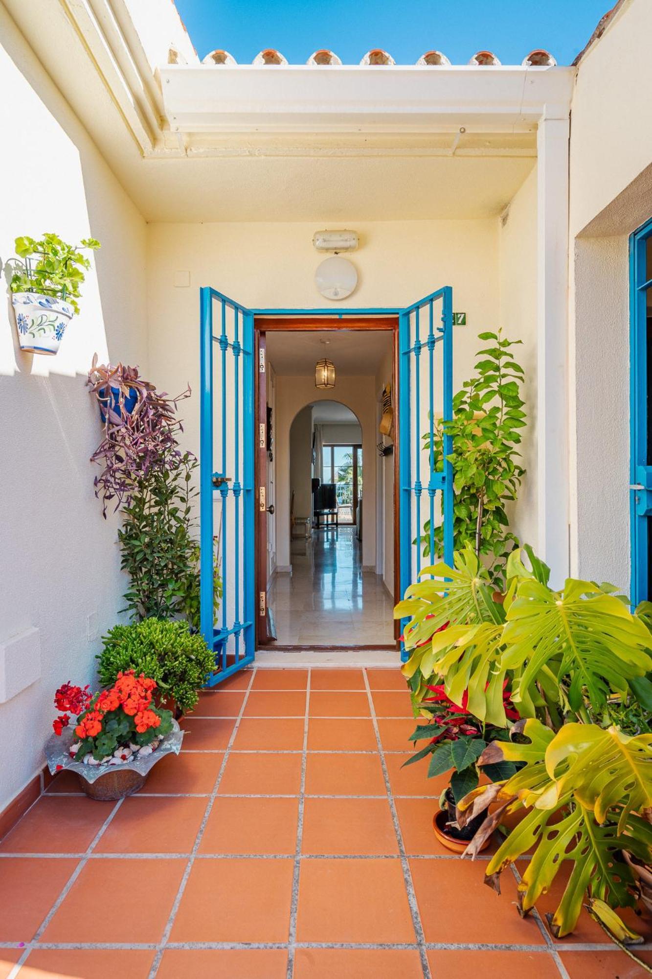 26 Front Row Penthouse Golf And Sea Views Duquesa Andalusia Manilva