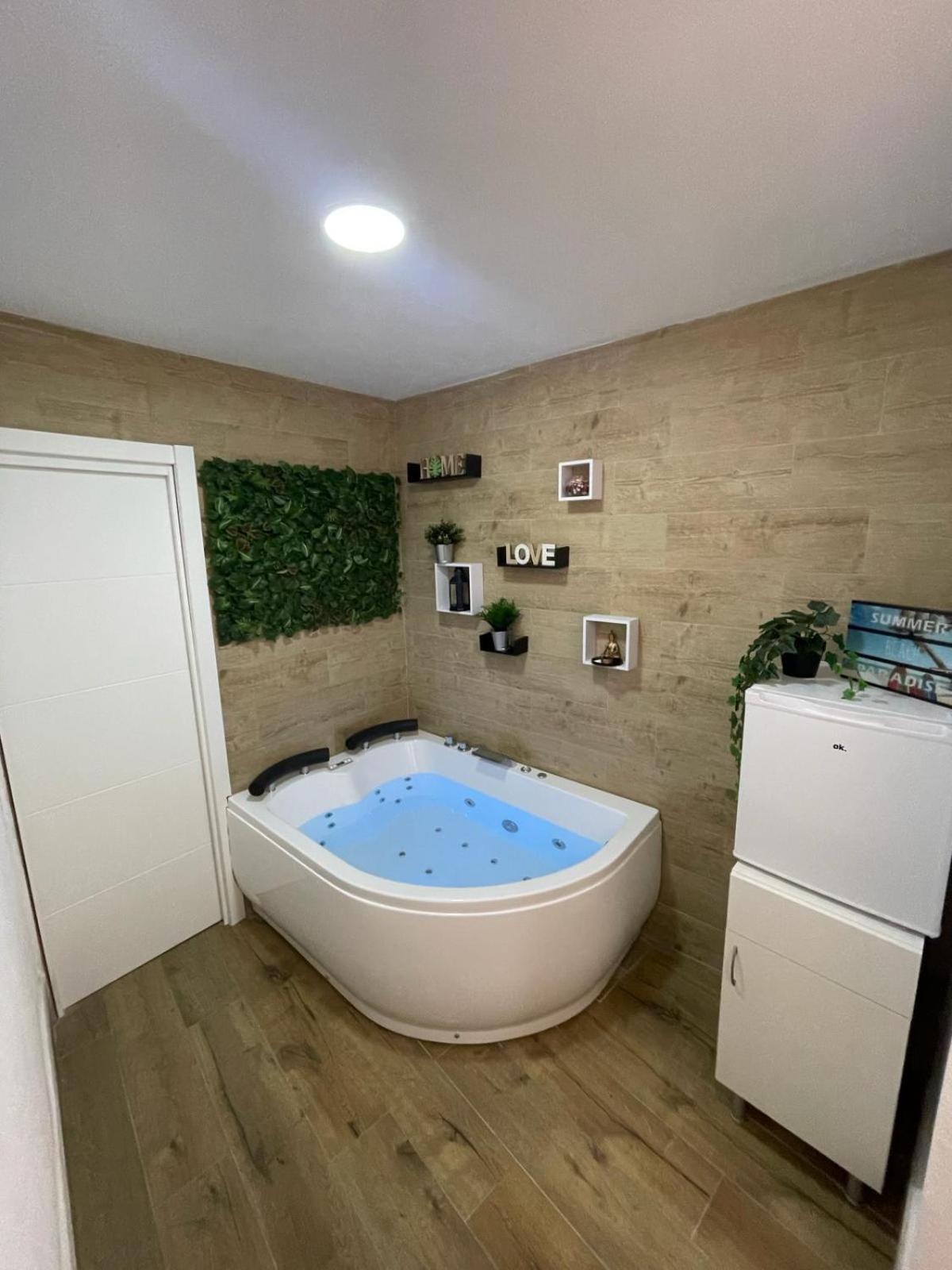 Apartment Estudio Bf Jacuzzi Jerez *