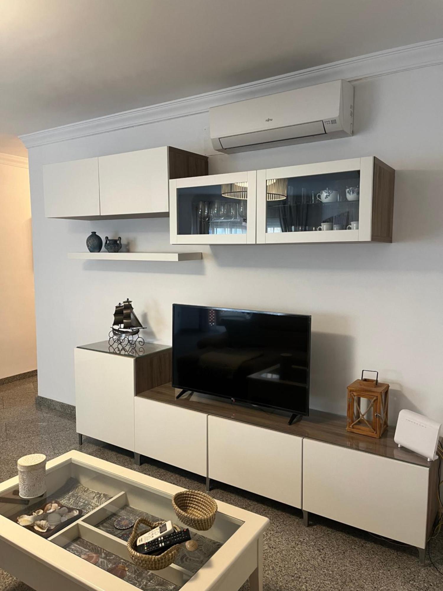 Reyes La Carihuela Apartamento