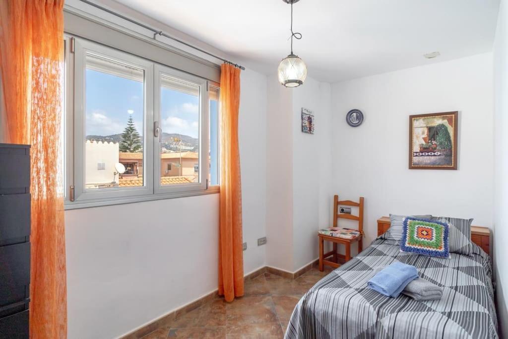 Atico En Primera Linea De Playa Con Vistas Al Mar Apartamento