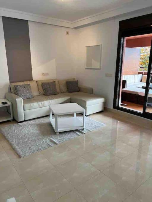 Luxury Marbella Apt, Pool,beach. Apartamento Estepona