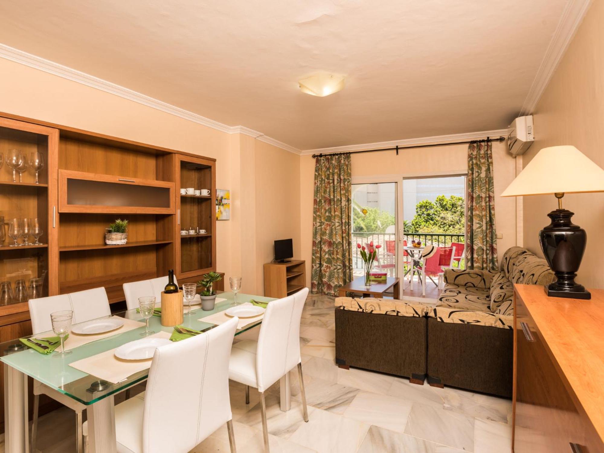Erisa Ii By Interhome Apartamento Torremolinos