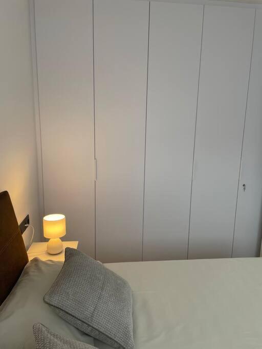 Estrenalo A Minutos De Bcn Apartamento
