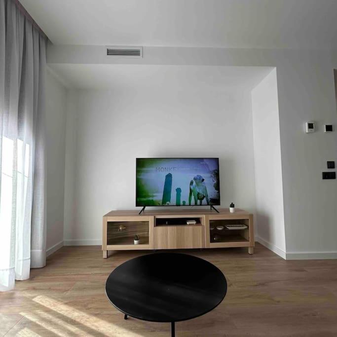 Estrenalo A Minutos De Bcn Apartamento *