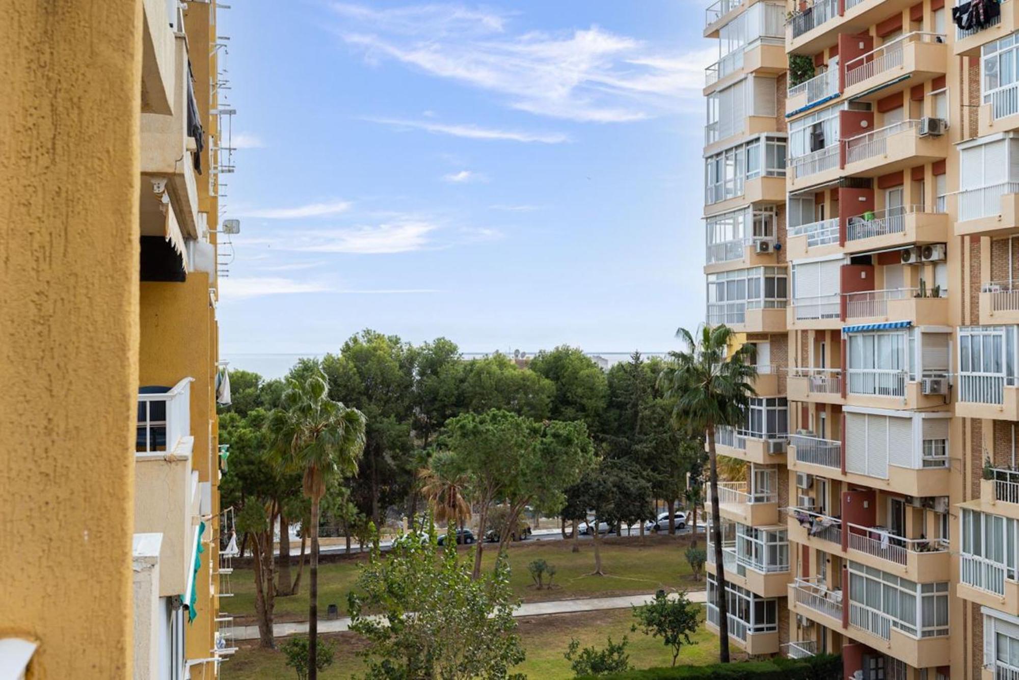 Holidays2arroyo De La Miel - With Terrace And Pool 800 Mts From Beach * Arroyo De La Miel