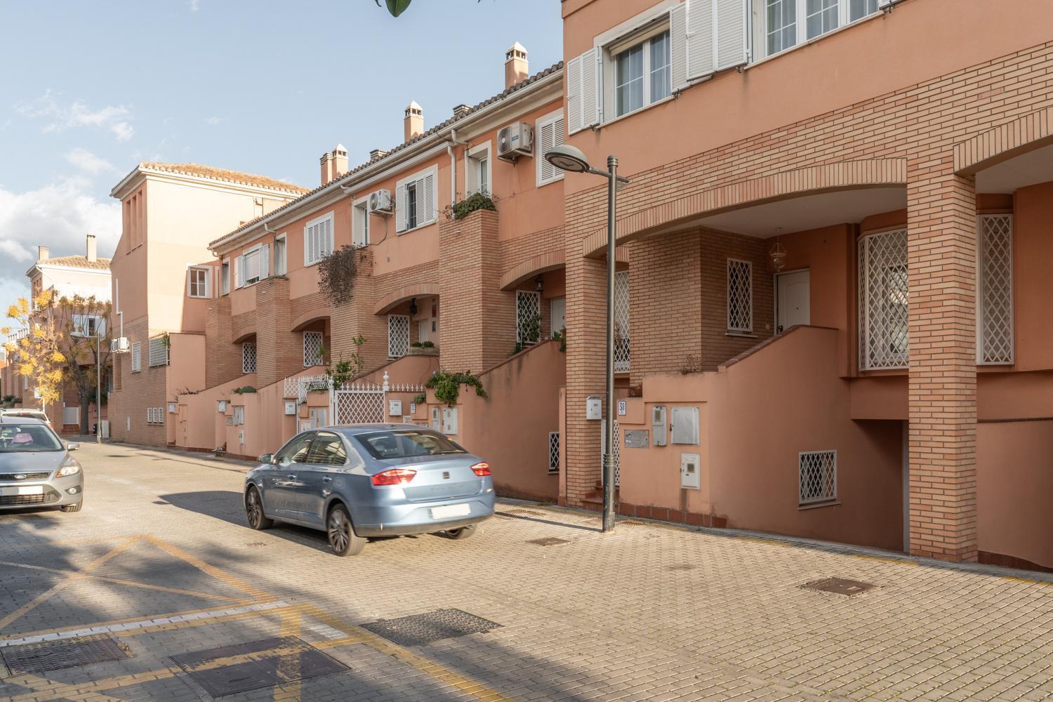 Сasa de vacaciones Tuguest House Armilla