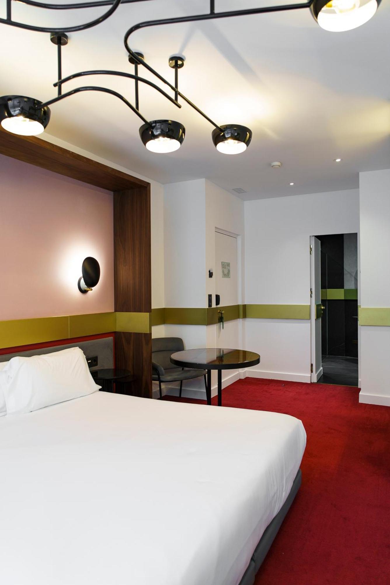 Hotel Soho Boutique 4*