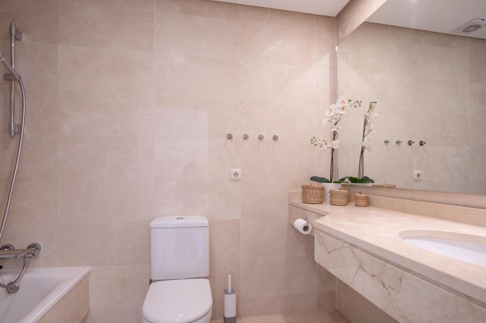 Alcazaba Lagoon Golf Apartment *