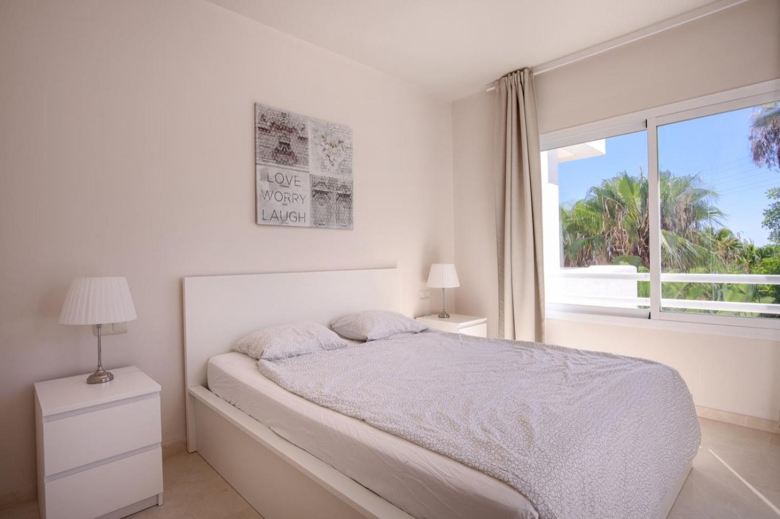 Alcazaba Lagoon Golf Apartment Estepona