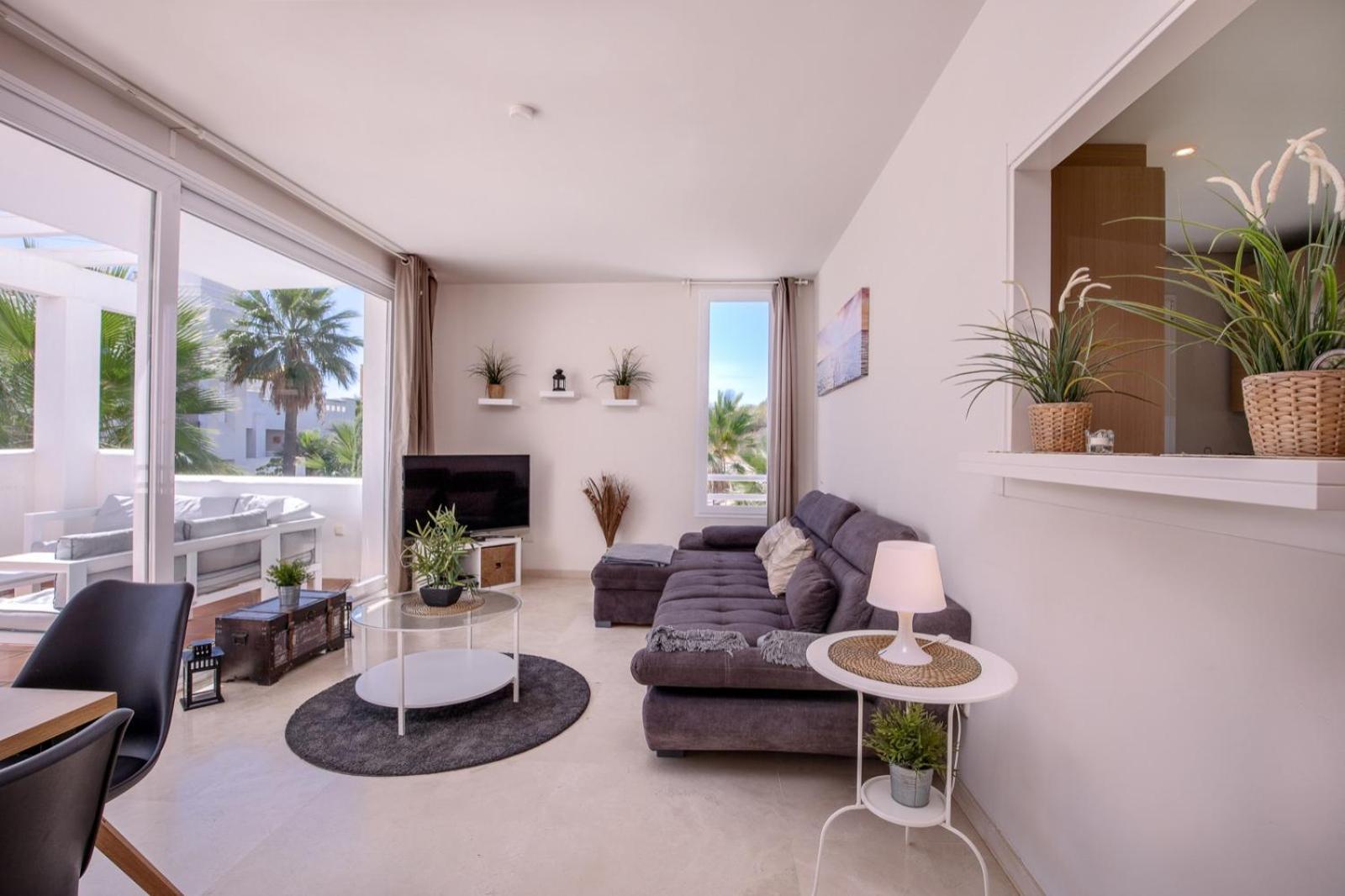 Alcazaba Lagoon Golf Apartment Estepona