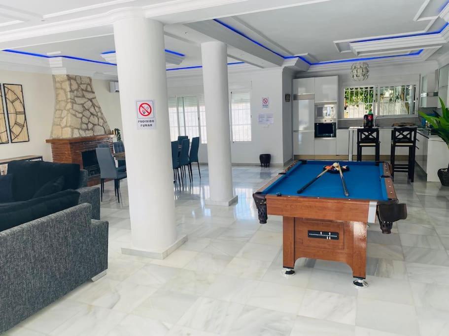 Sunny Mijas With Large Pool Free Parking Holiday home *