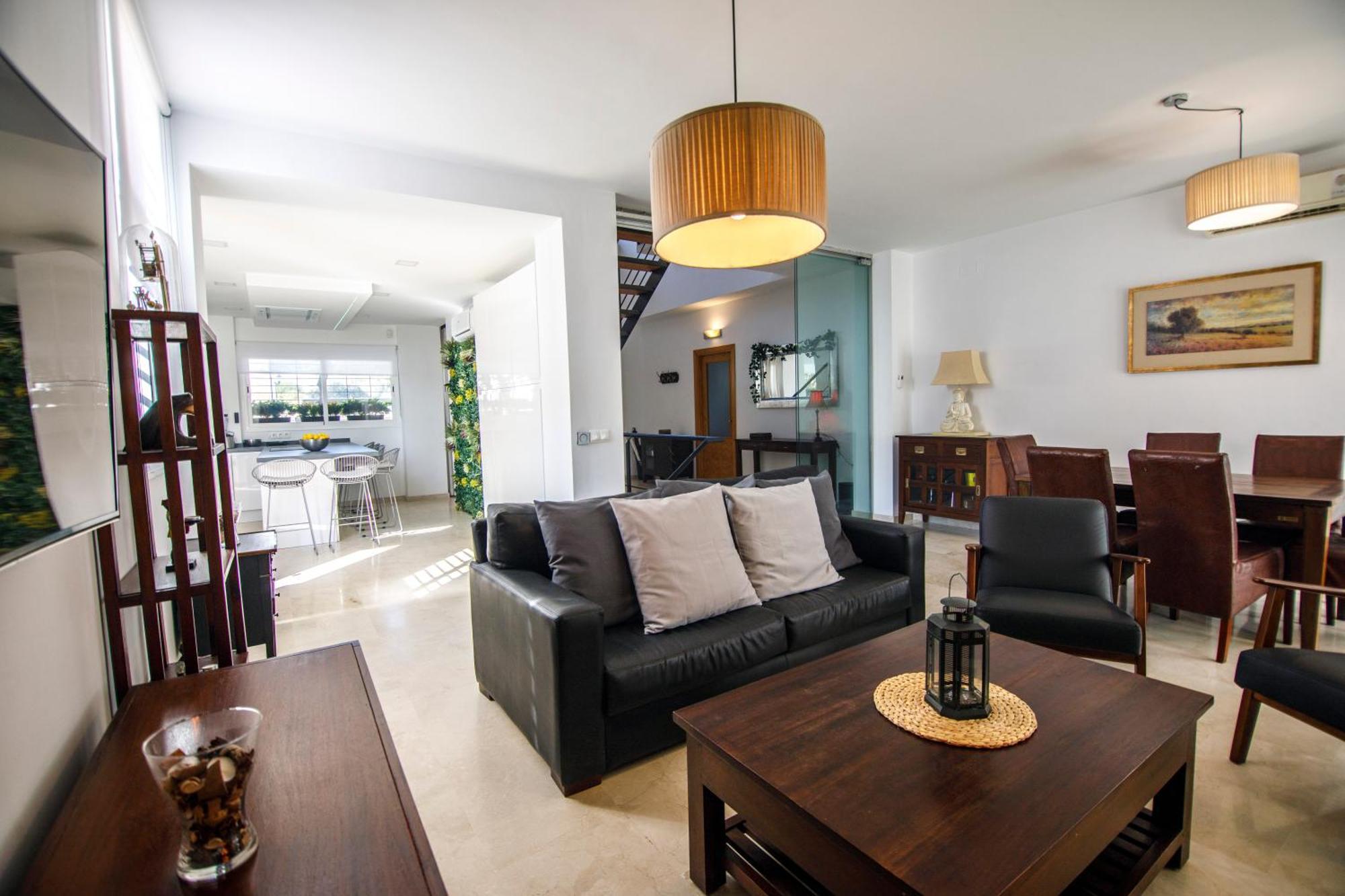 Holiday home Rentalsevilla Brisa Del Aljarafe Con Piscina Climatizada A 15 Minutos De Sevilla