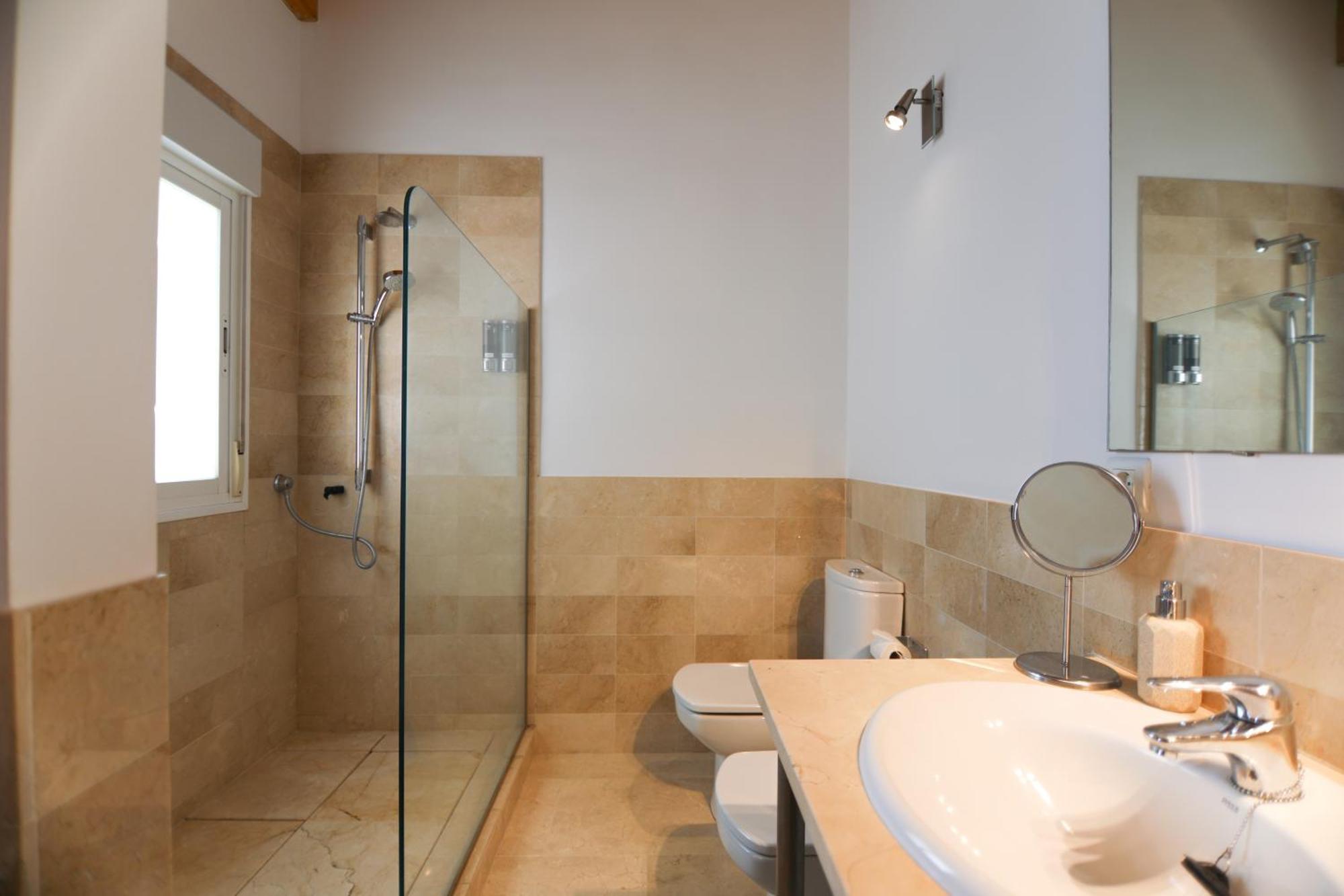 Rentalsevilla Brisa Del Aljarafe Con Piscina Climatizada A 15 Minutos De Sevilla Holiday home *