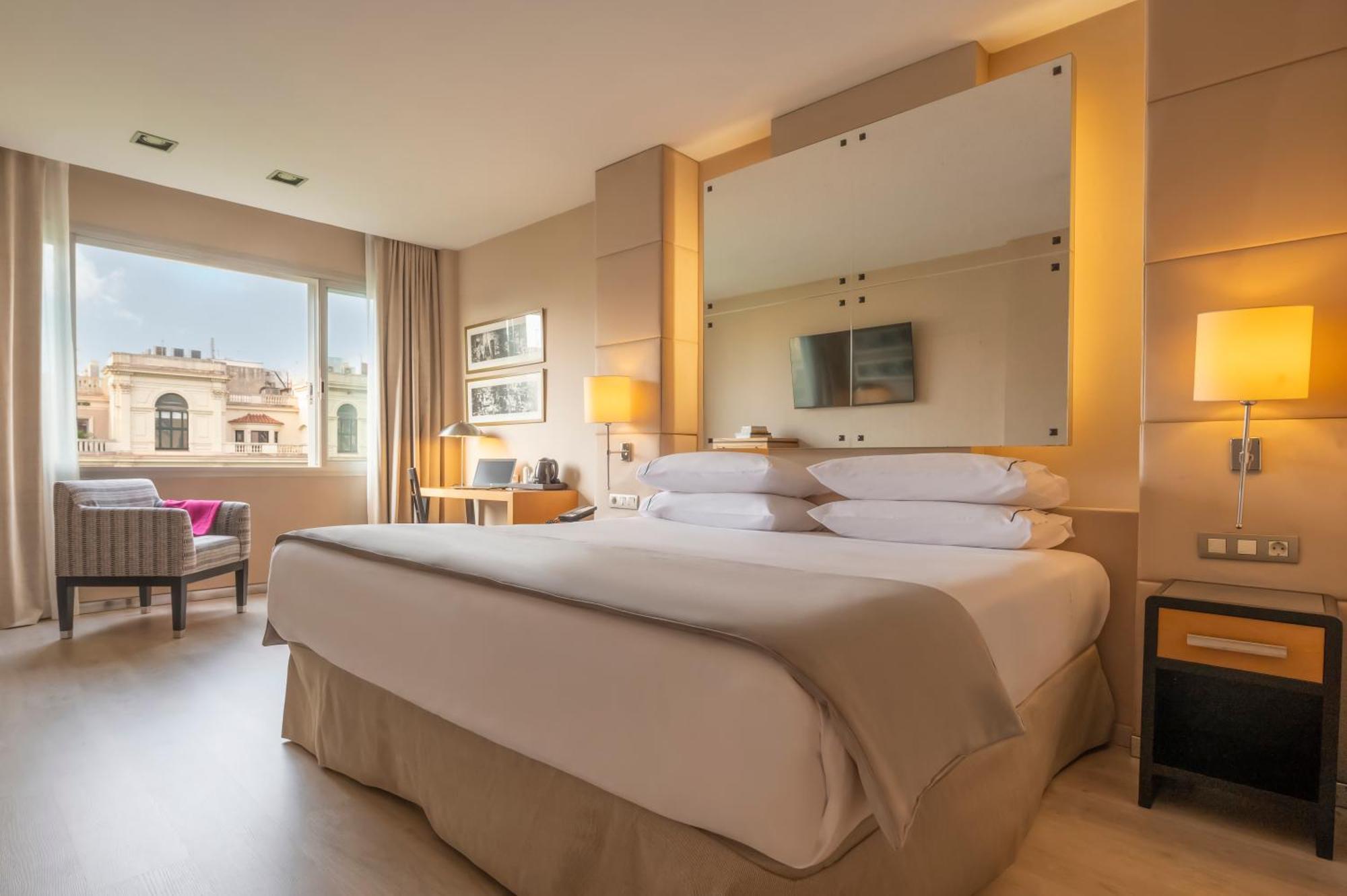 Hesperia Presidente Hotel 4*