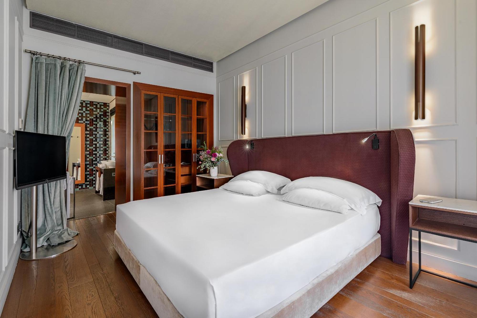 Coolrooms Palacio Villapanes 5 Gl Hotel Seville