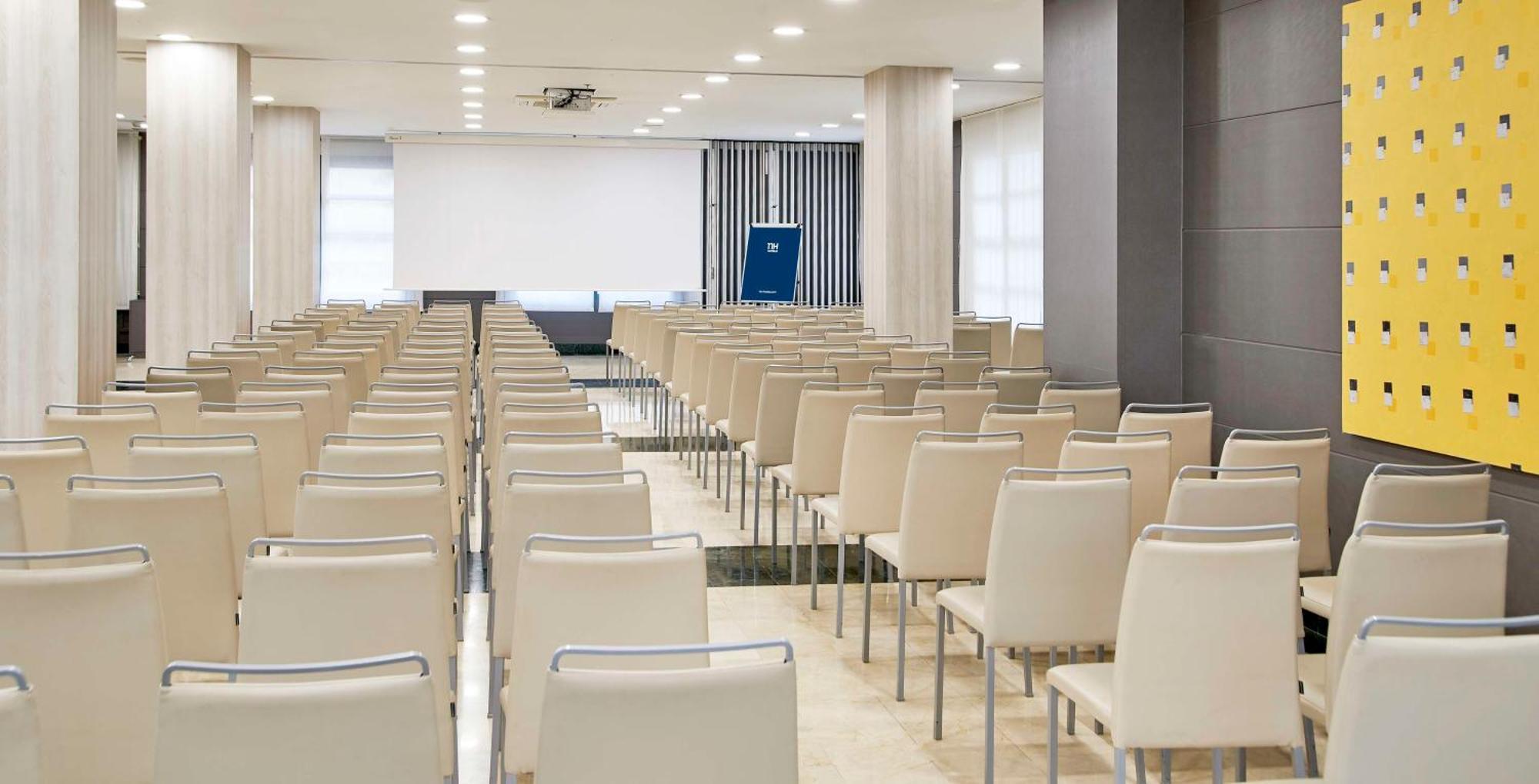 Nh Artes Valencia