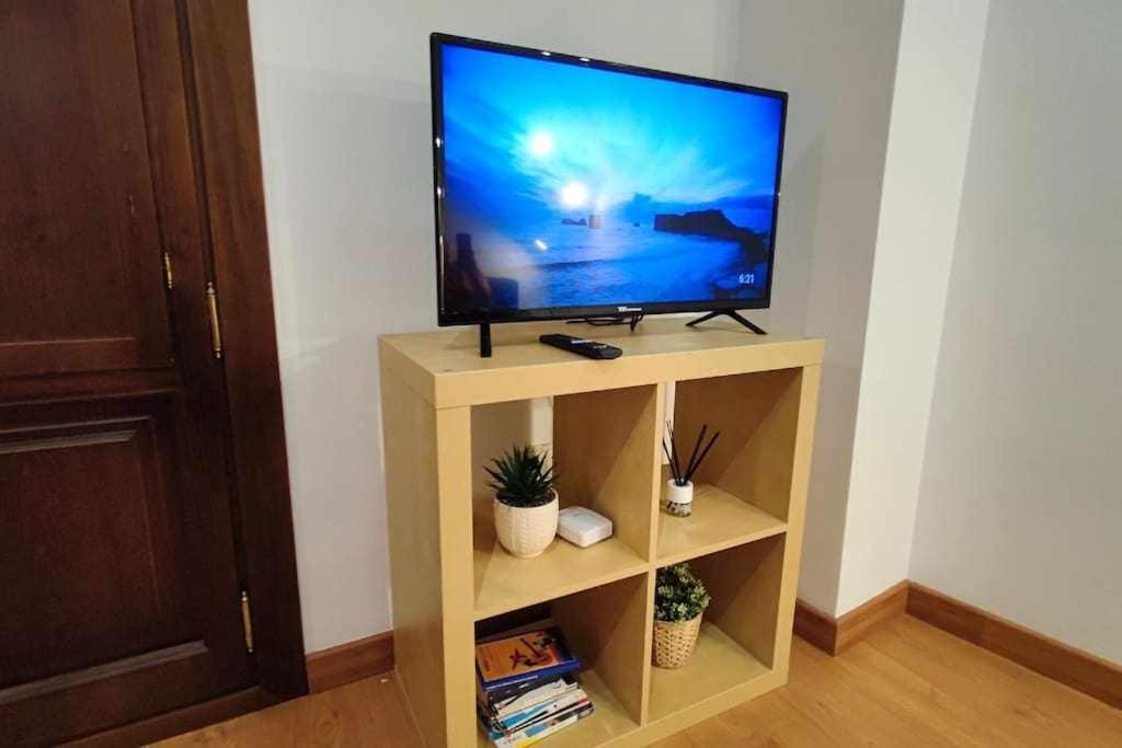 Luxe Haven In Apartment