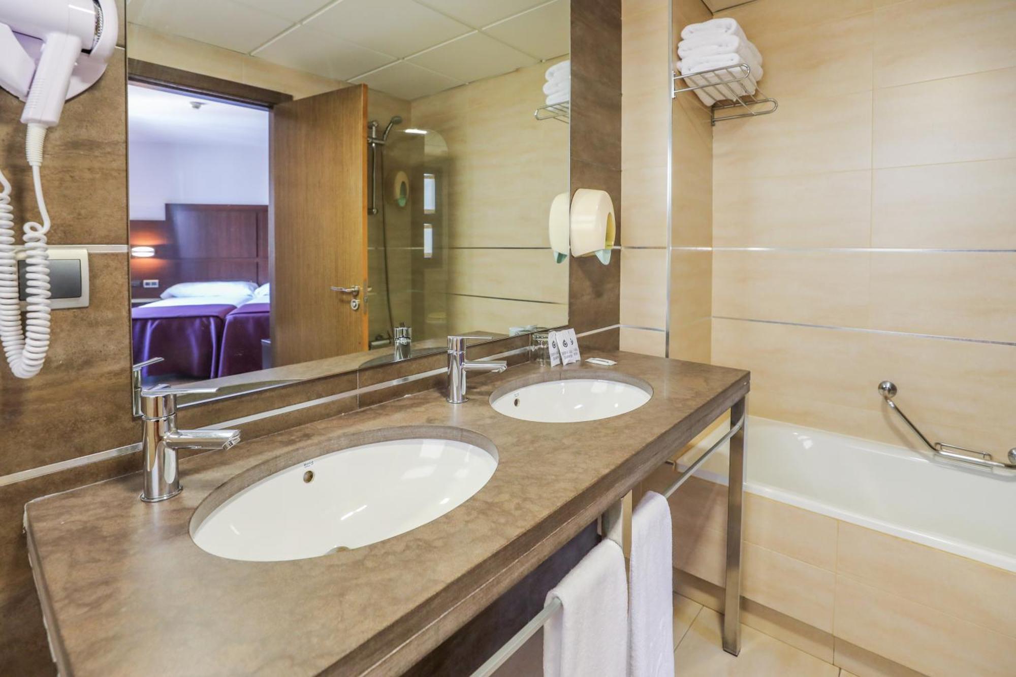 Yit Conquista De Granada Hotel