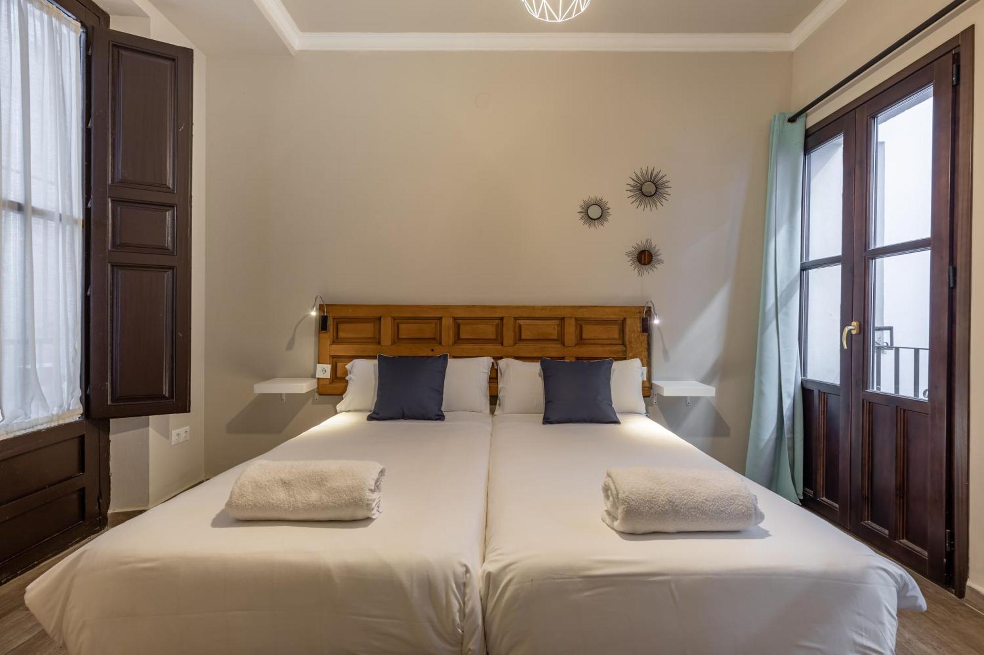 Apartamento Alhambra 3000 *
