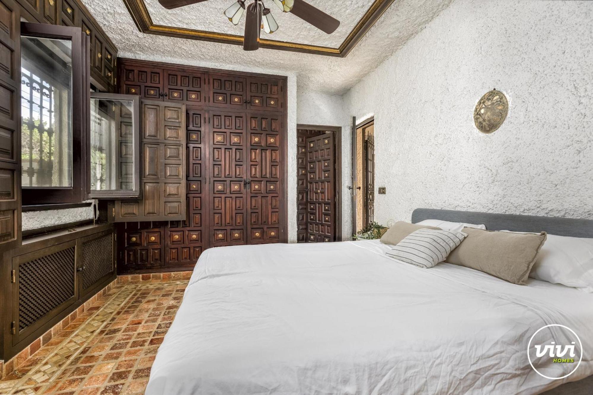 Bella Villa *