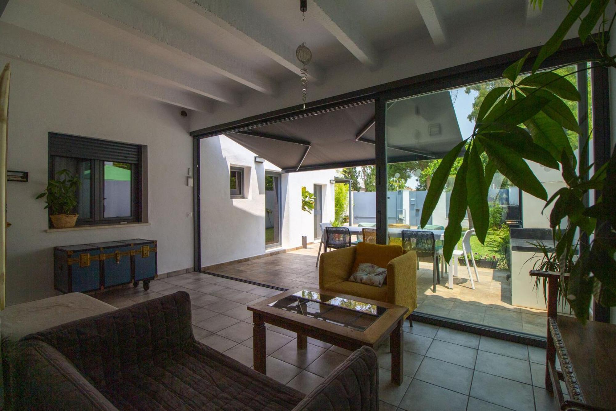 Casa Con Jardín Privado Y Barbacoa Piscina Y 300 Metros De La Playa By Lightbooking