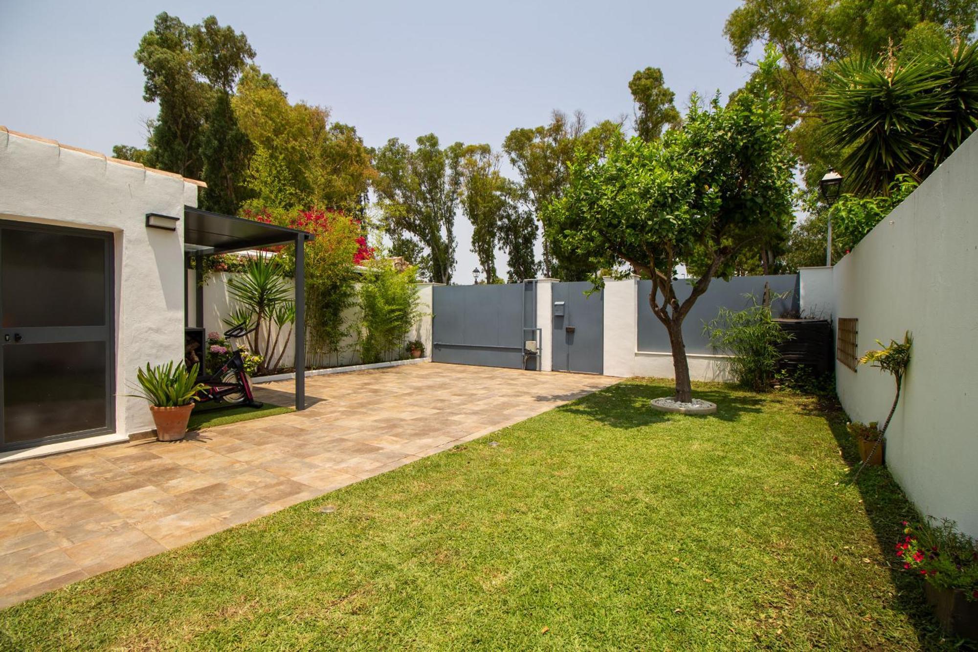 Casa Con Jardín Privado Y Barbacoa Piscina Y 300 Metros De La Playa By Lightbooking El Puerto de Santa María