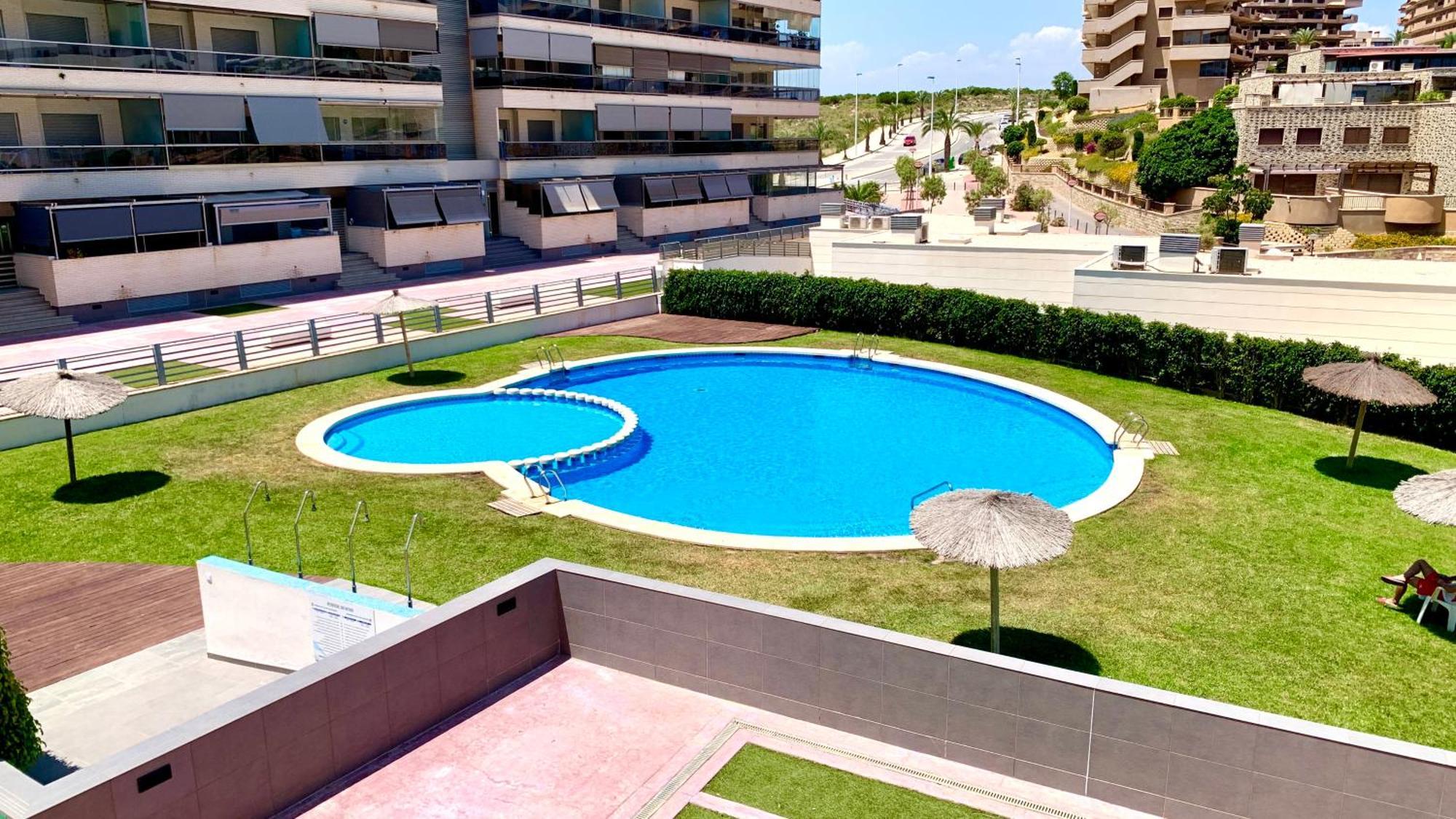 Apartamento 11 Y Piscina