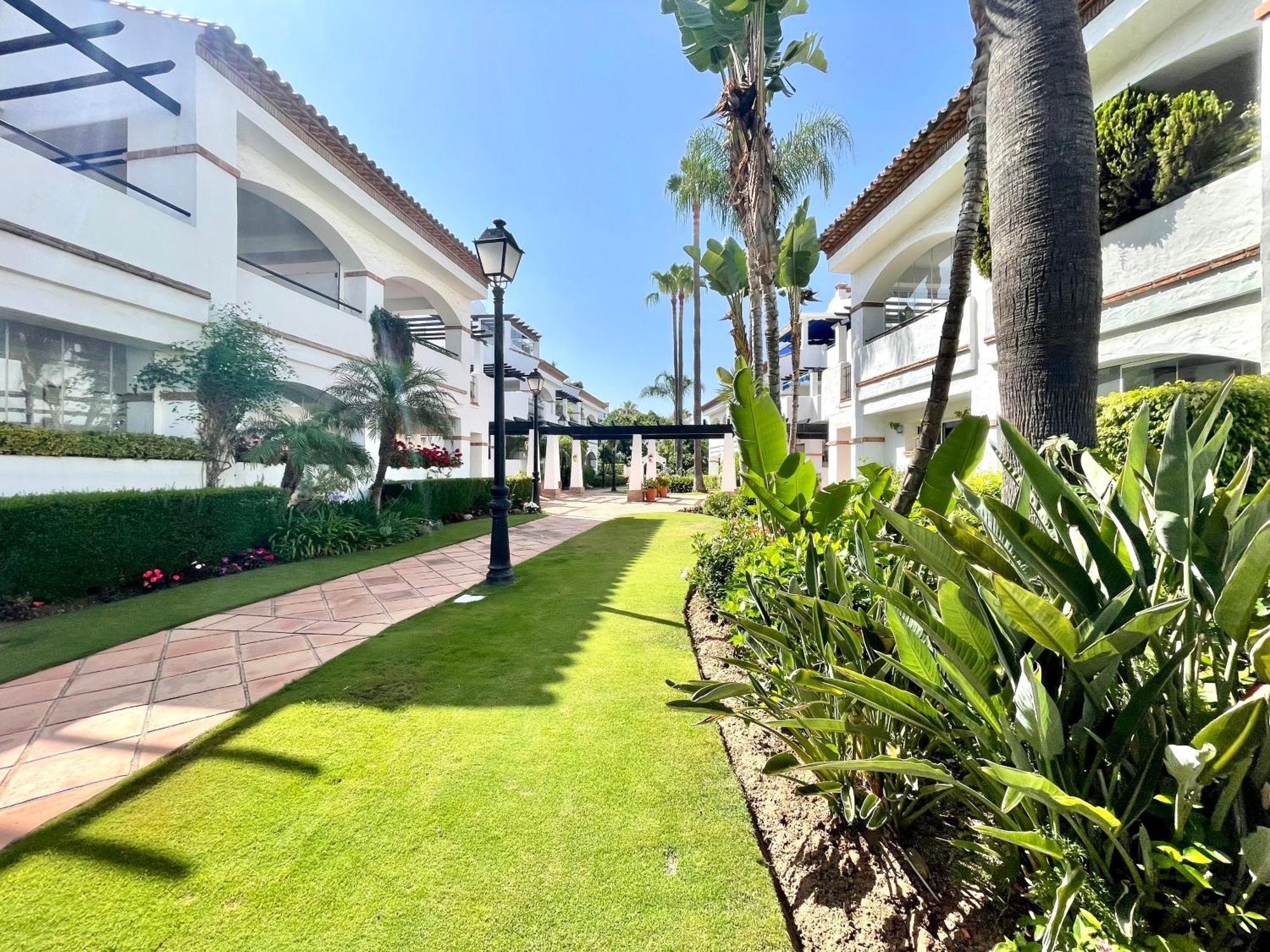 Apartamento Solguest A 7 Minutos De Puerto Banus 1ª Linea Playa!!! Marbella
