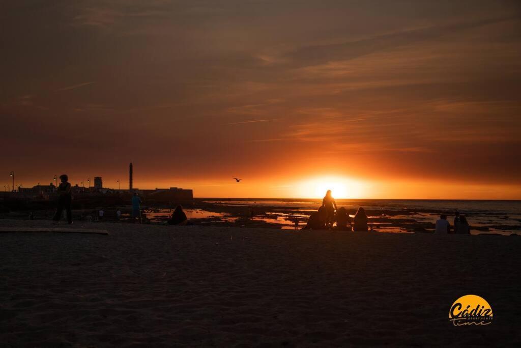 Mar De La Vina - Free Parking By Time * Cadiz