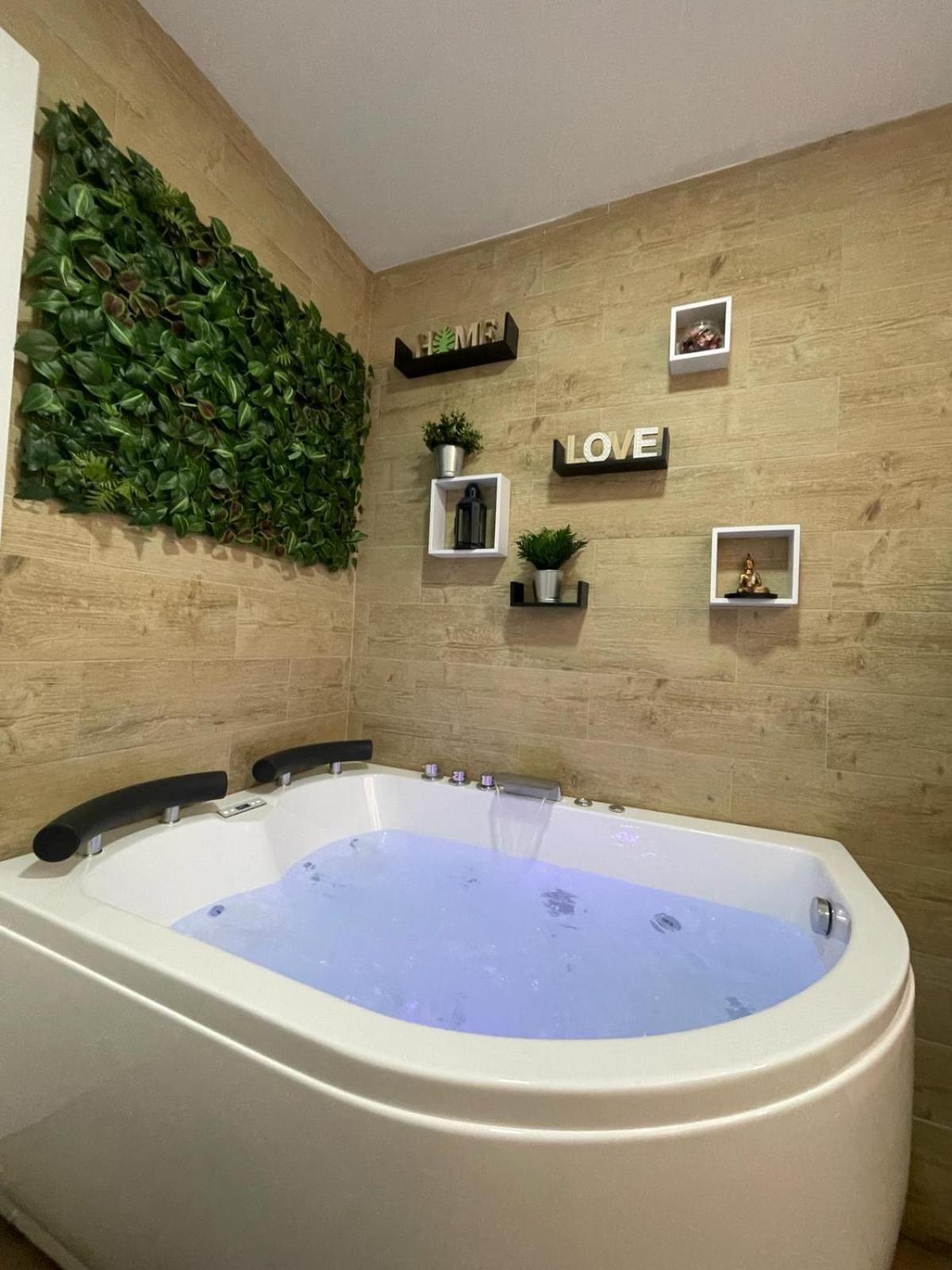 Estudio Bf Jacuzzi Jerez Apartment *