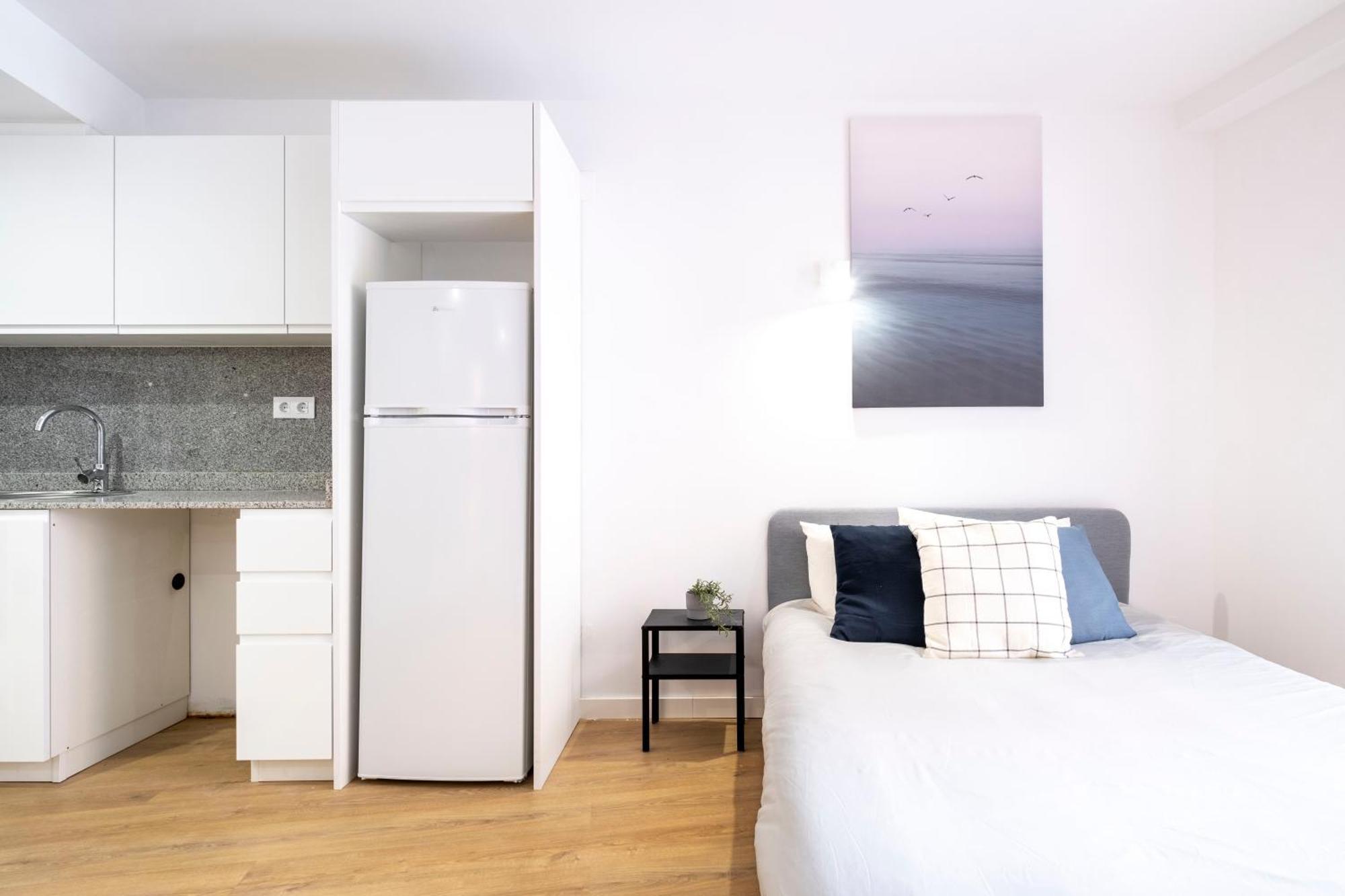 Estudio Cerca De Camp Nou Apartamento