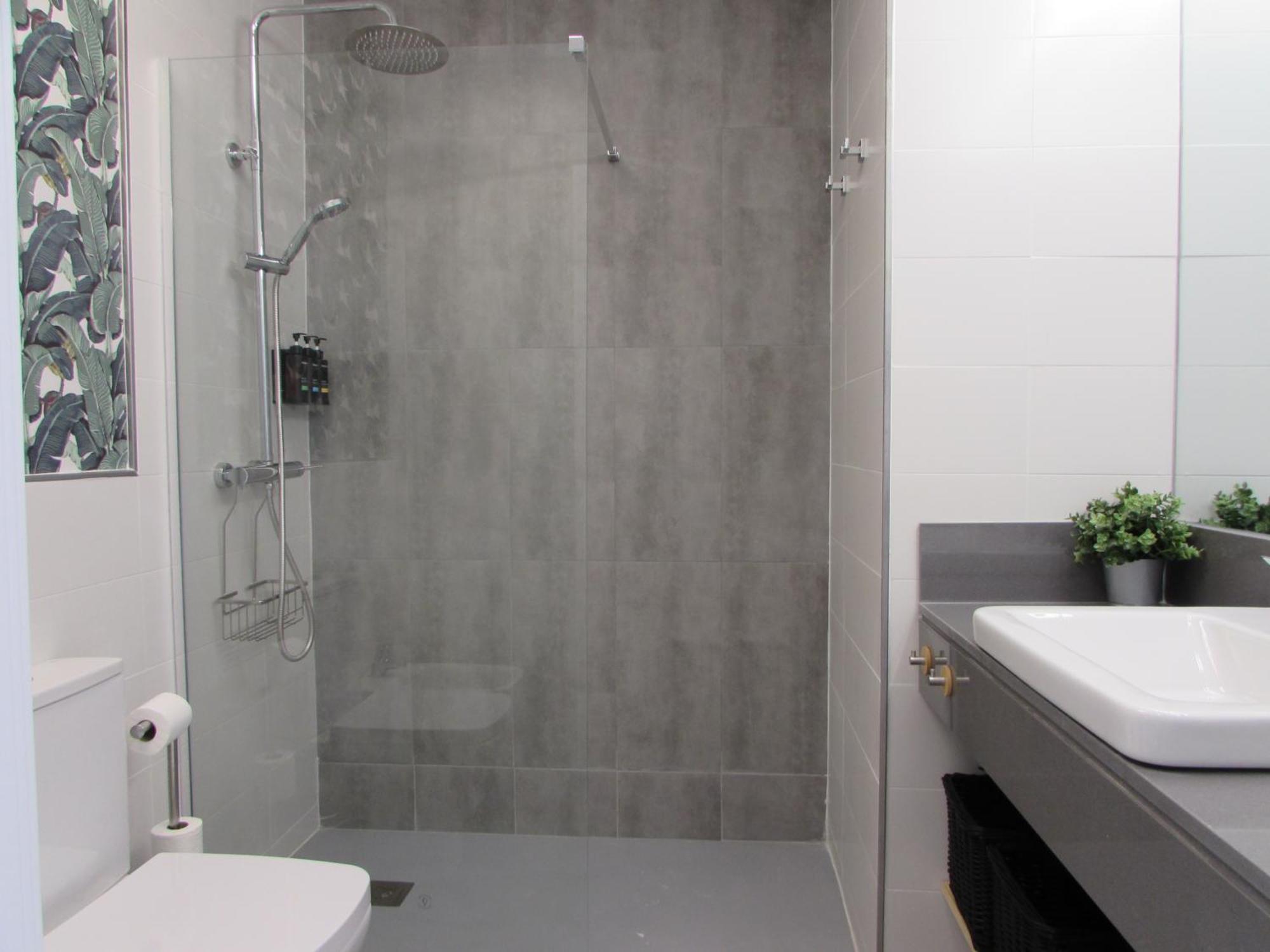 Puerta De Oriente Apartment