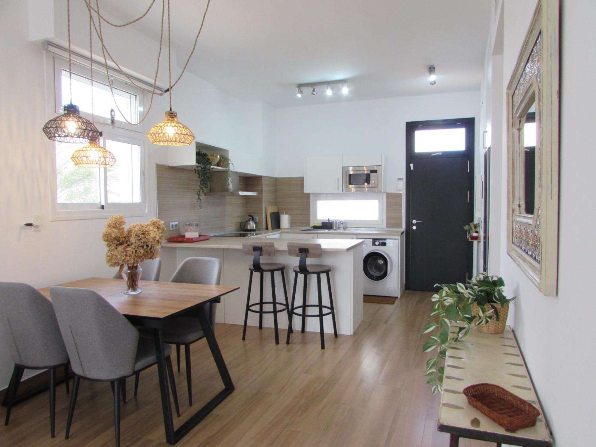 Puerta De Oriente Apartment