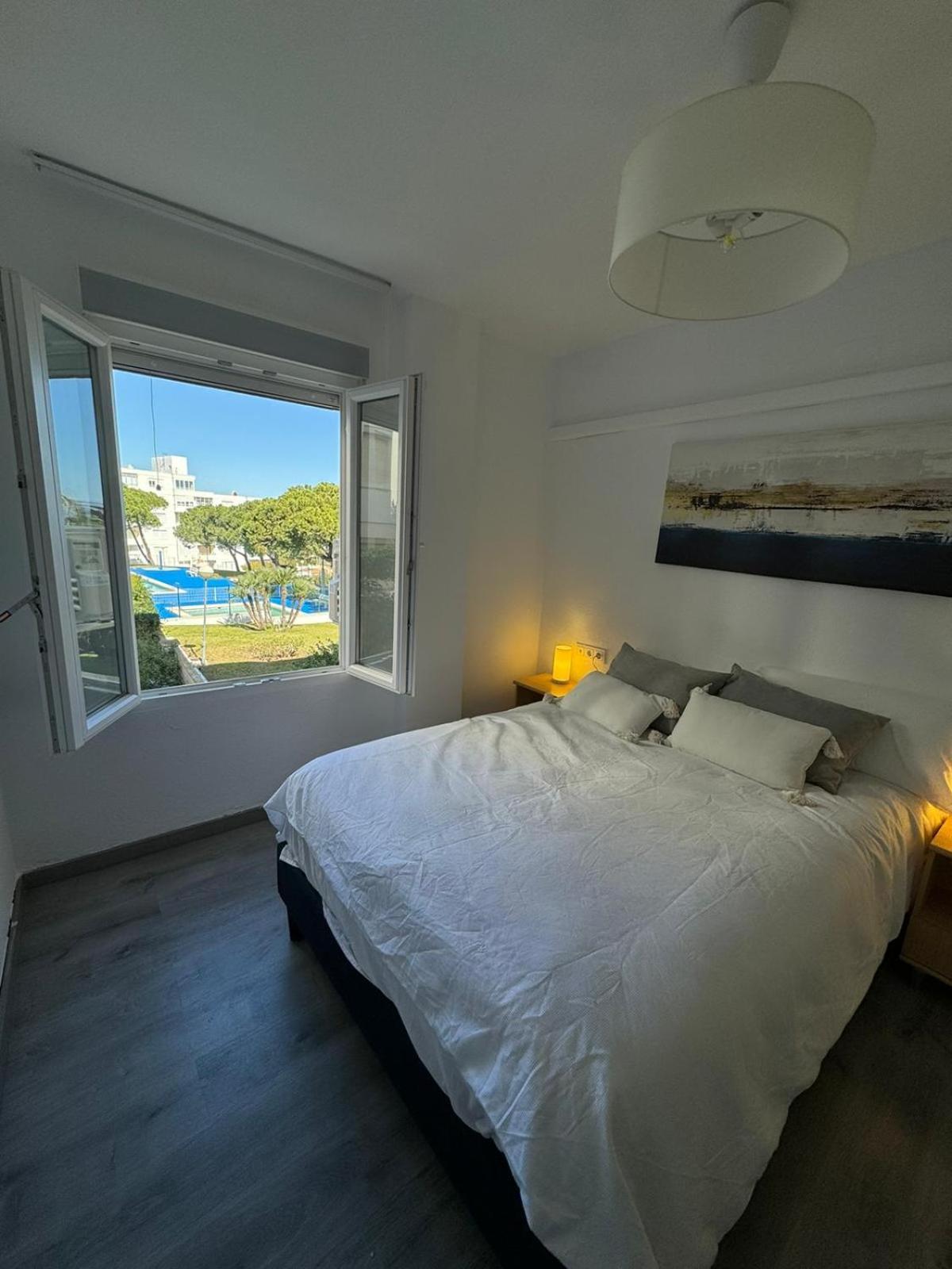 Stylish Seaview Apartamento
