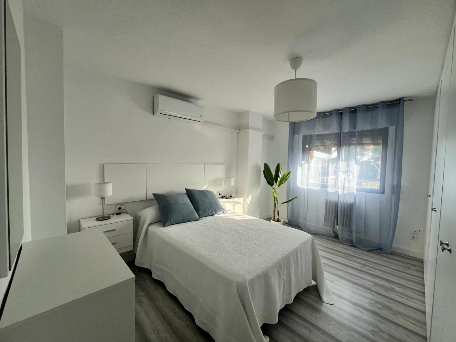 Apartamento H&h Azucena, Parking Gratis Granada