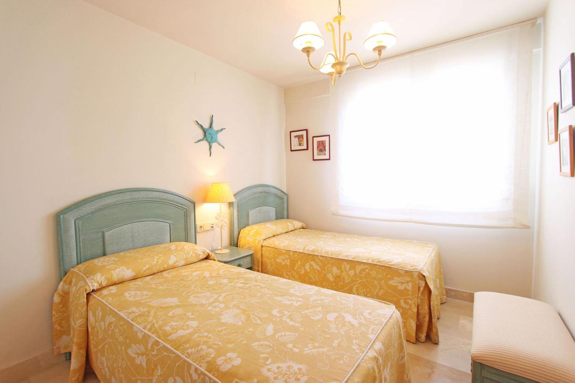 1105 Beachfront Golden Mile Marbella
