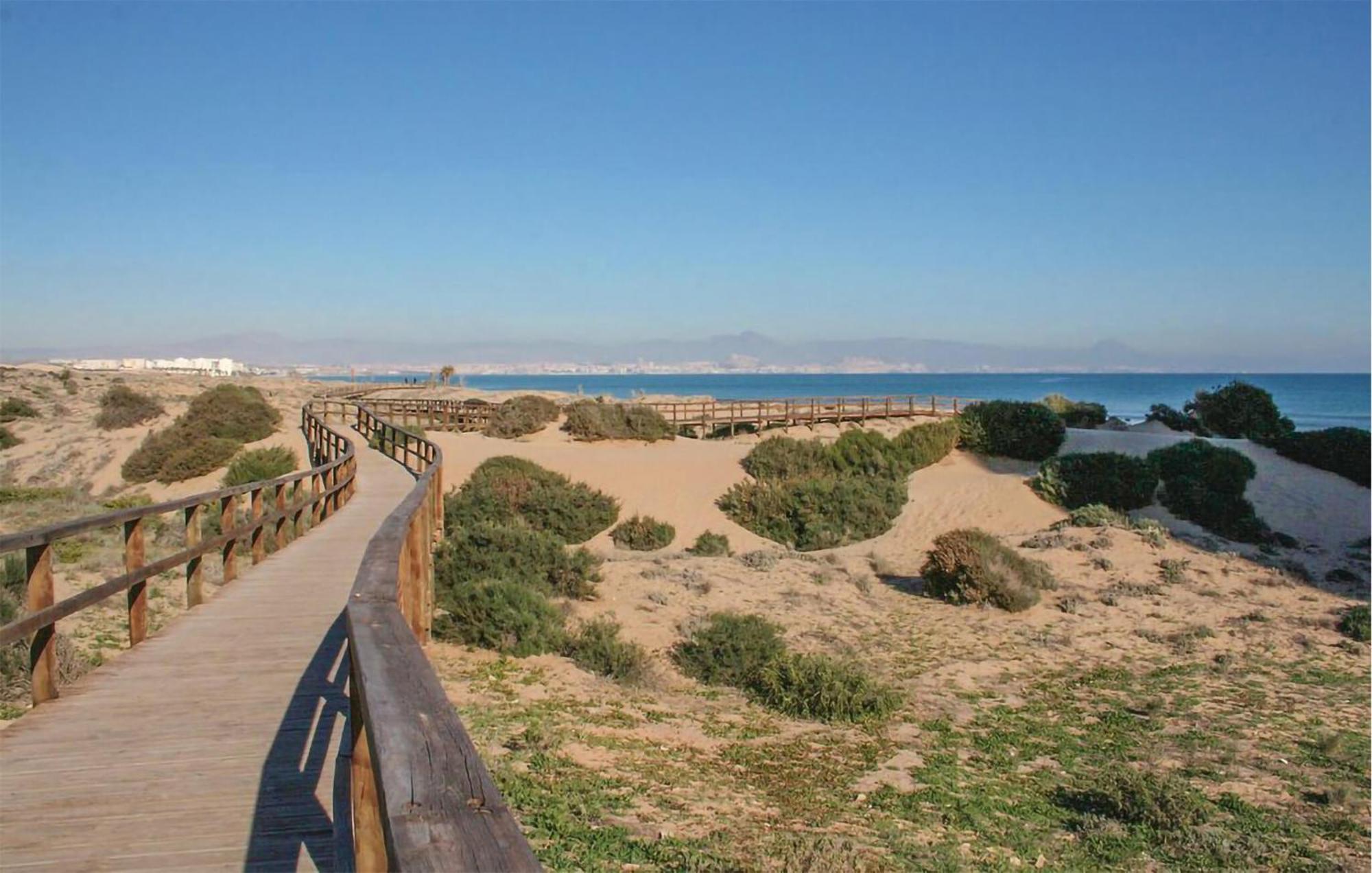 Pet Friendly In With Wifi Сasa de vacaciones Santa Pola