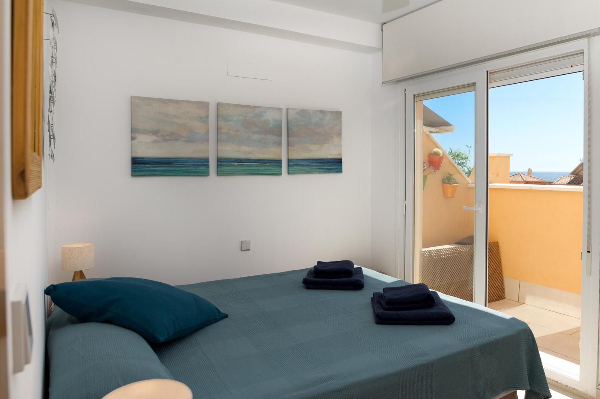 Apartment Deja Blue - Rent Modern Penthouse *