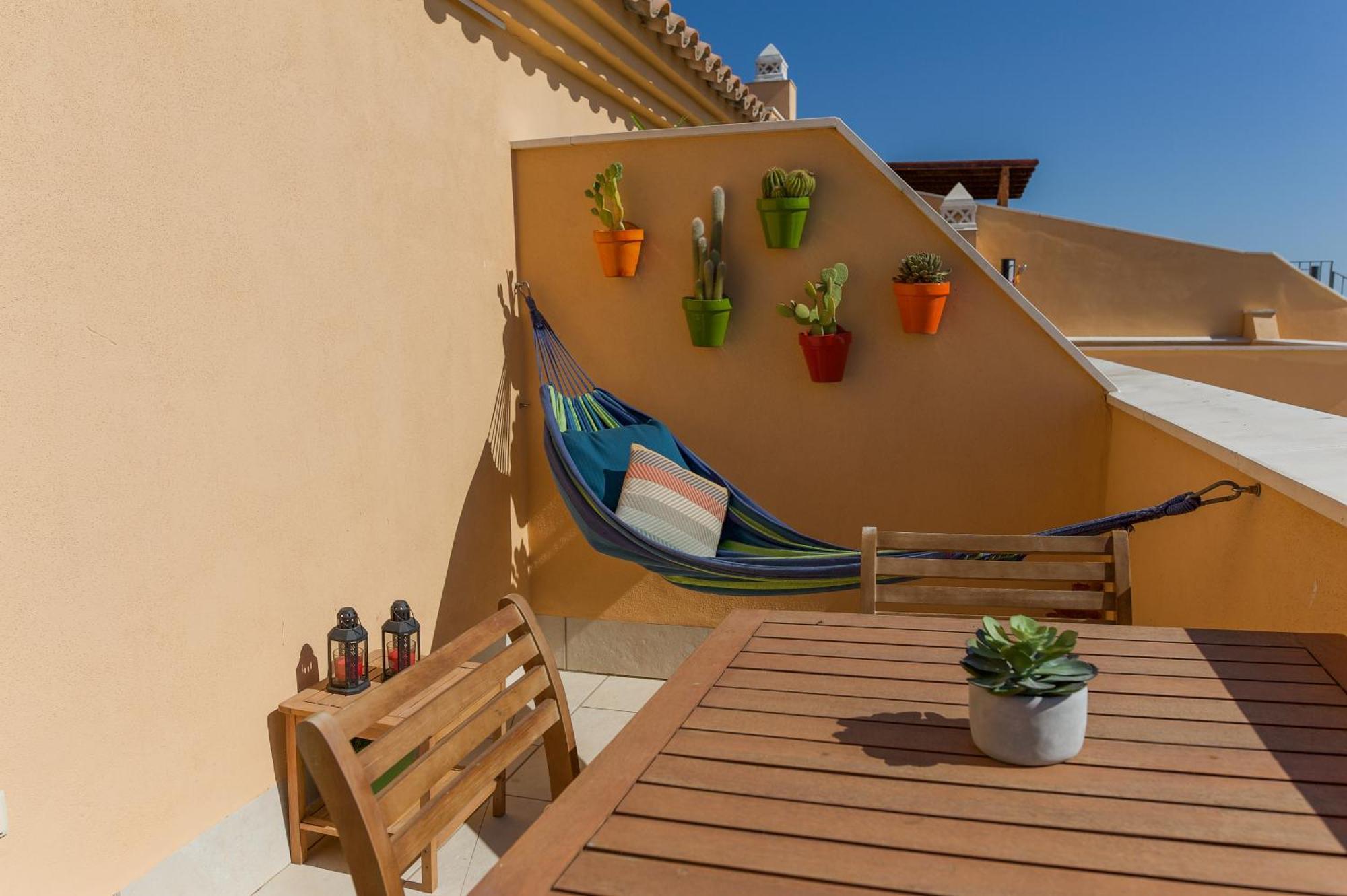Deja Blue - Rent Modern Penthouse * Tarifa